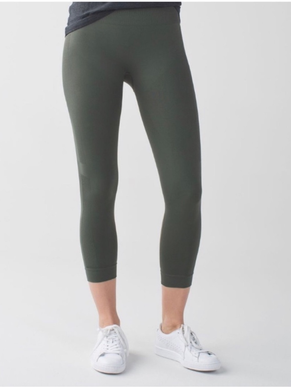 Lululemon Zone In Seamless High Rise Crop Yoga Green Leggings, Size 8
